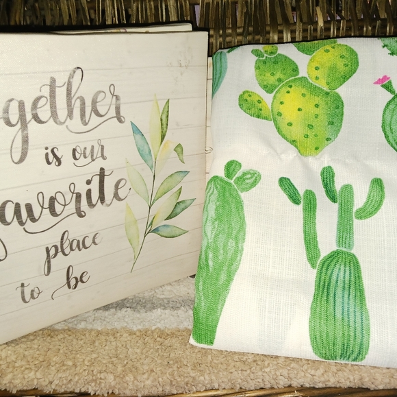 3 little succulent pictures, shower curtain and liner. - Picture 5 of 6
